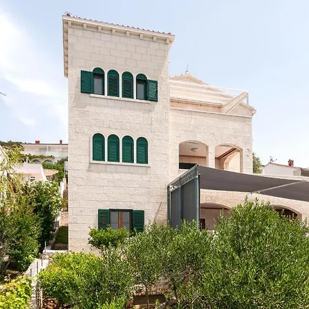 Awesome In Okrug Donji Διαμέρισμα